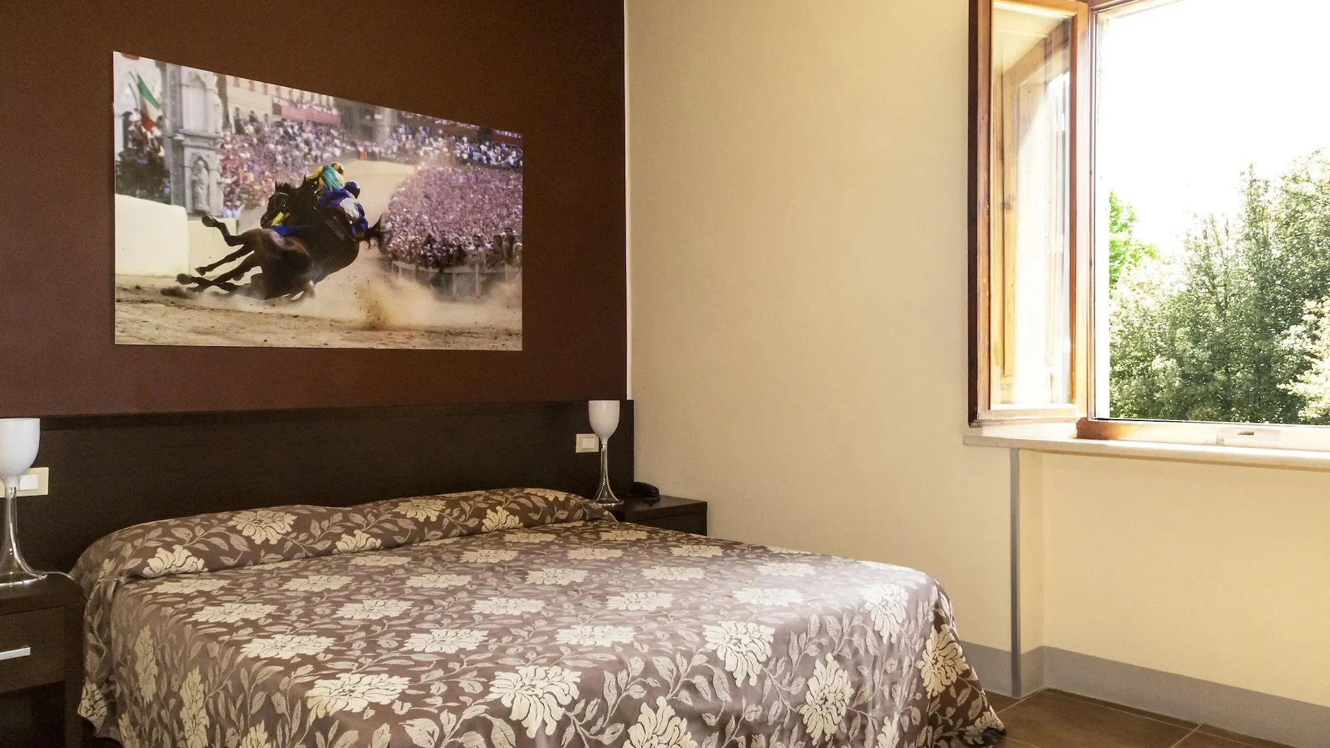 Villa Montarioso Siena Hotel